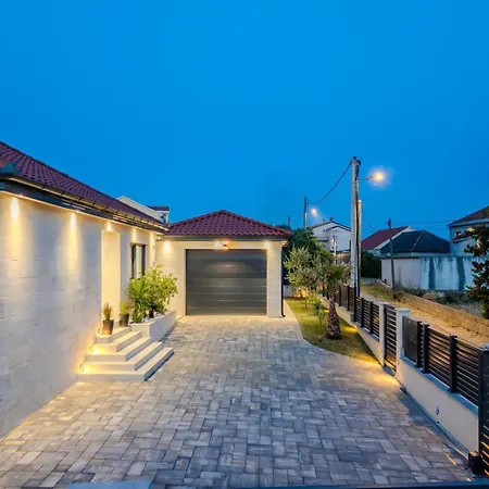 Vila Ballat With Heated Pool Privlaka (Zadar)