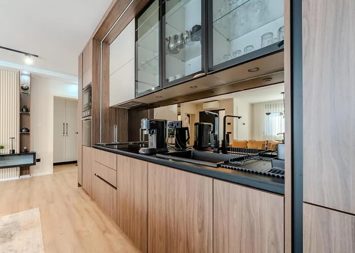 빌라 Ballat With Heated Pool