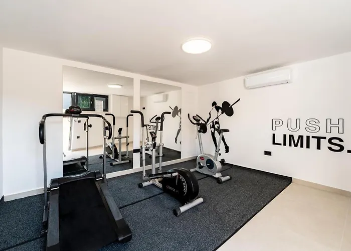 Ballat With Heated Pool